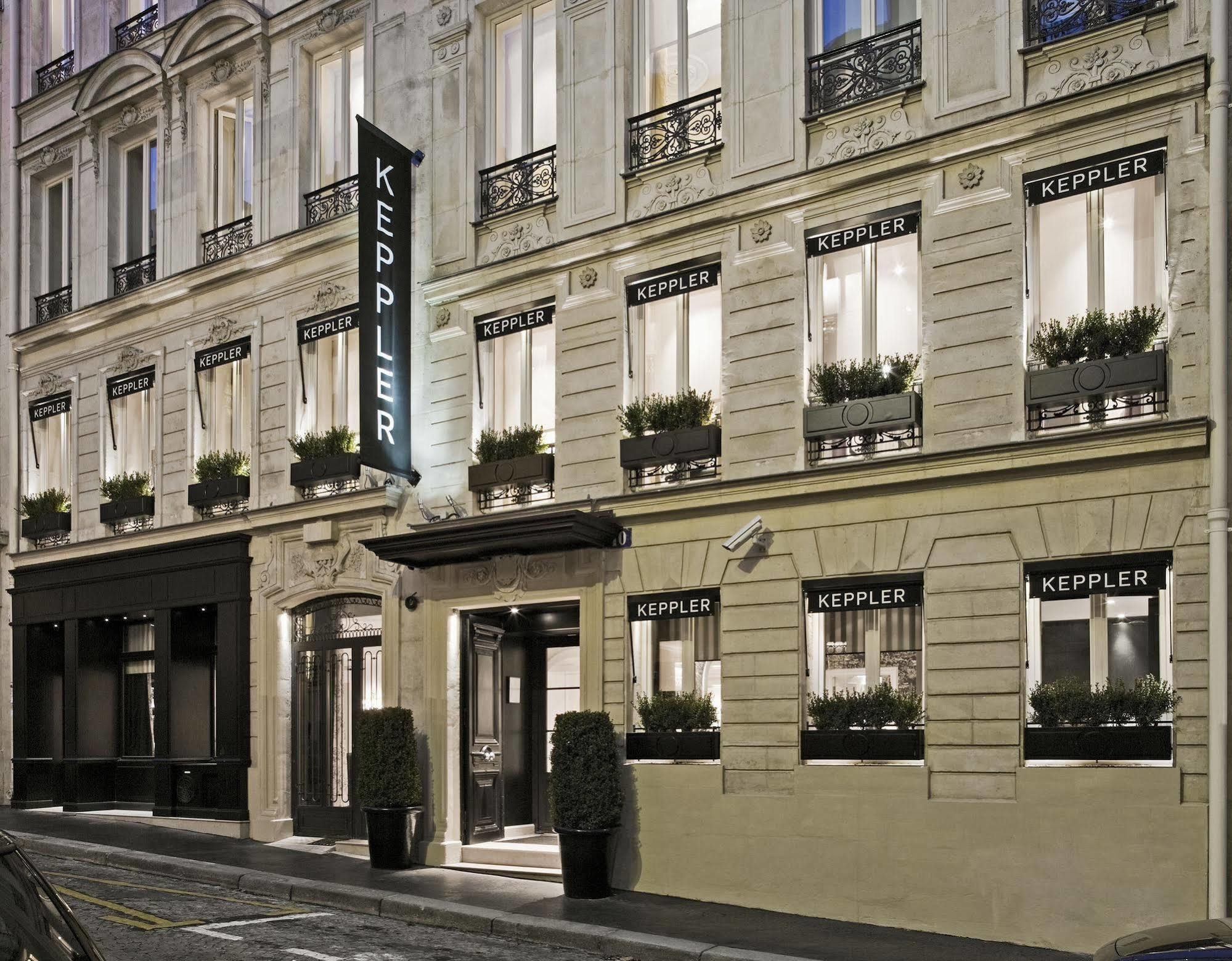 Hotel Keppler Paris Luaran gambar